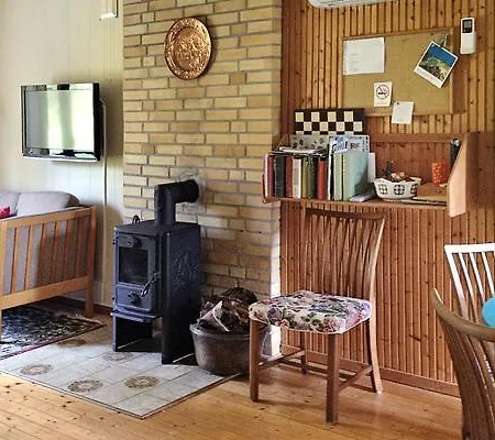 Two-bedroom Holiday In 3 *
